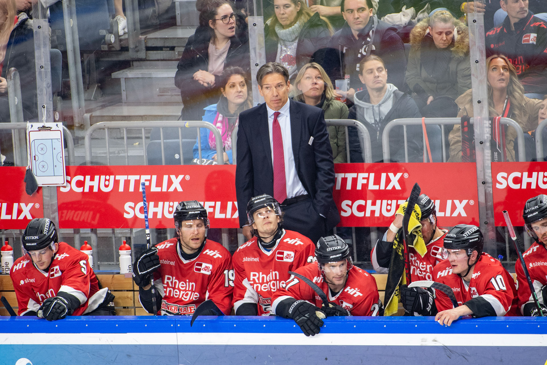 Uwe Krupp; DEL Kölner Haie - Augsburger Panther, 19.11.2023