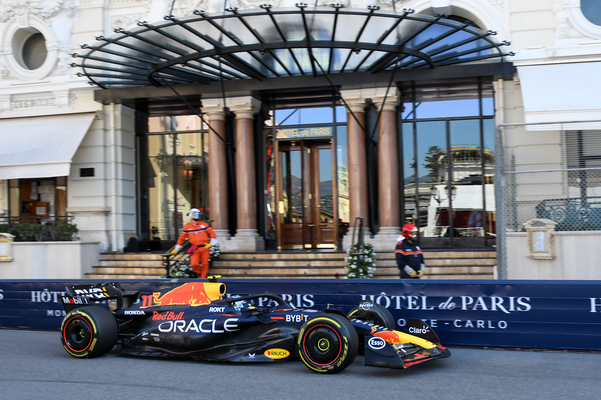 Sergio Perez (MEX) Red Bull Racing; Formel 1 GP Monaco. Freitag 26.05.2023