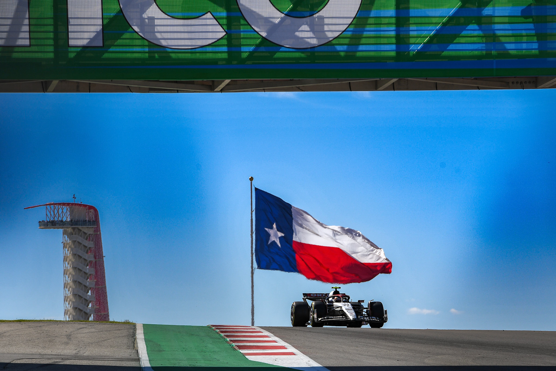 Yuki Tsunoda (JPN) Scuderia Alpha Tauri;Formel 1 GP USA Austin Texas. Sonntag 22.10.2023
