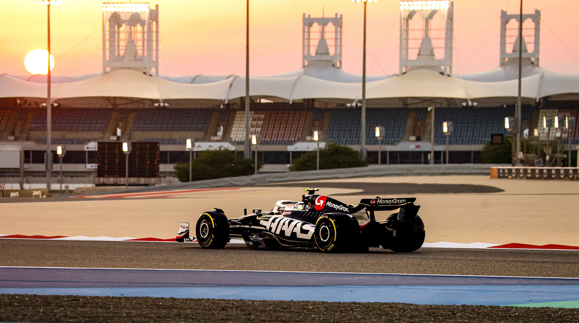 Nico Hülkenberg #27, MoneyGram Haas F1 Team; Formel 1 Pre-Season Tests Bahrain. Mittwoch, 21.02.2024