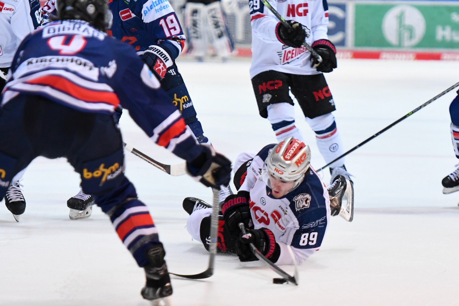 Gregor Macleod 89; DEL Iserlohn Roosters - Nuernberg Ice Tigers 17.02.2023