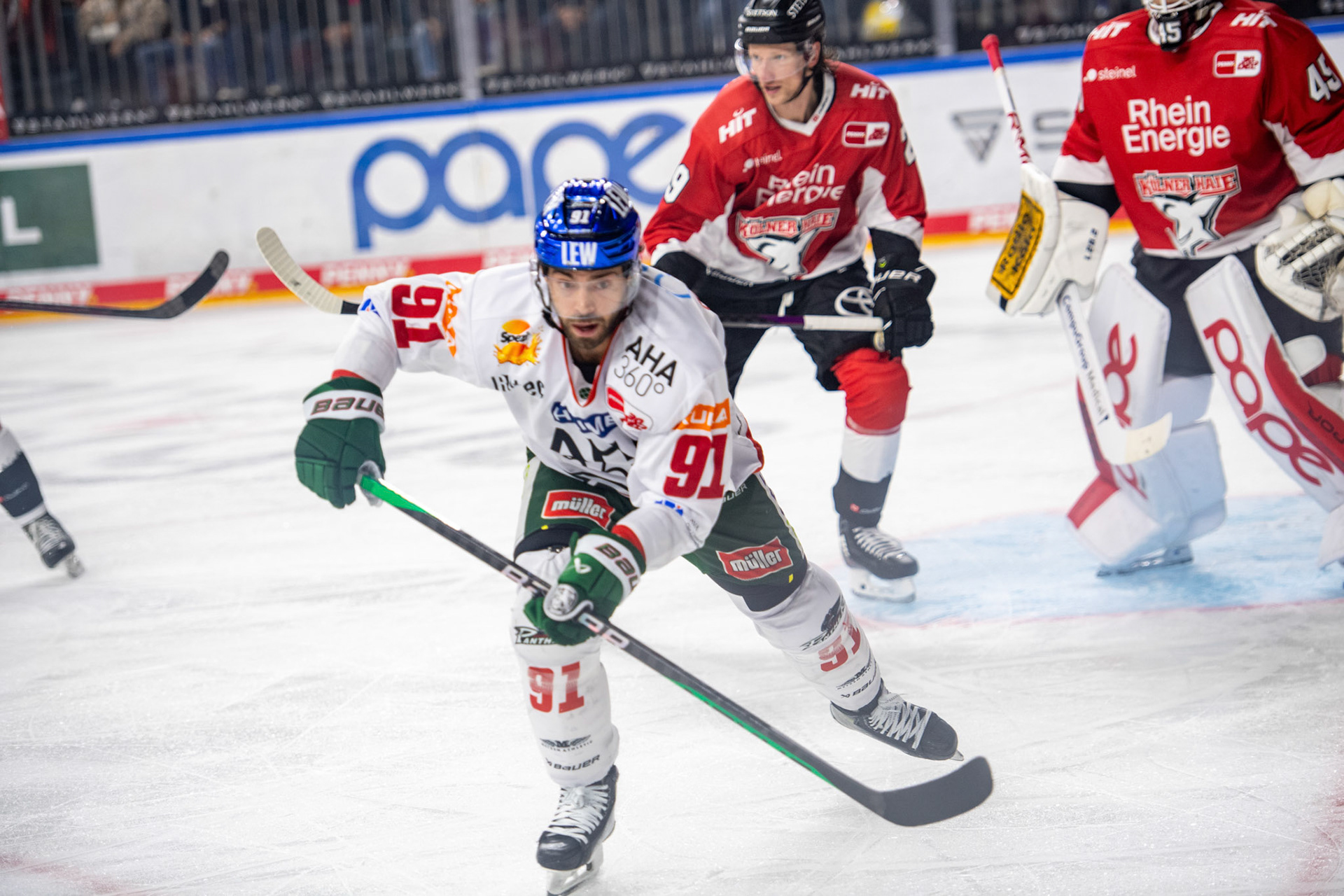 Luke Esposito; DEL Kölner Haie - Augsburger Panther, 03.10.2023