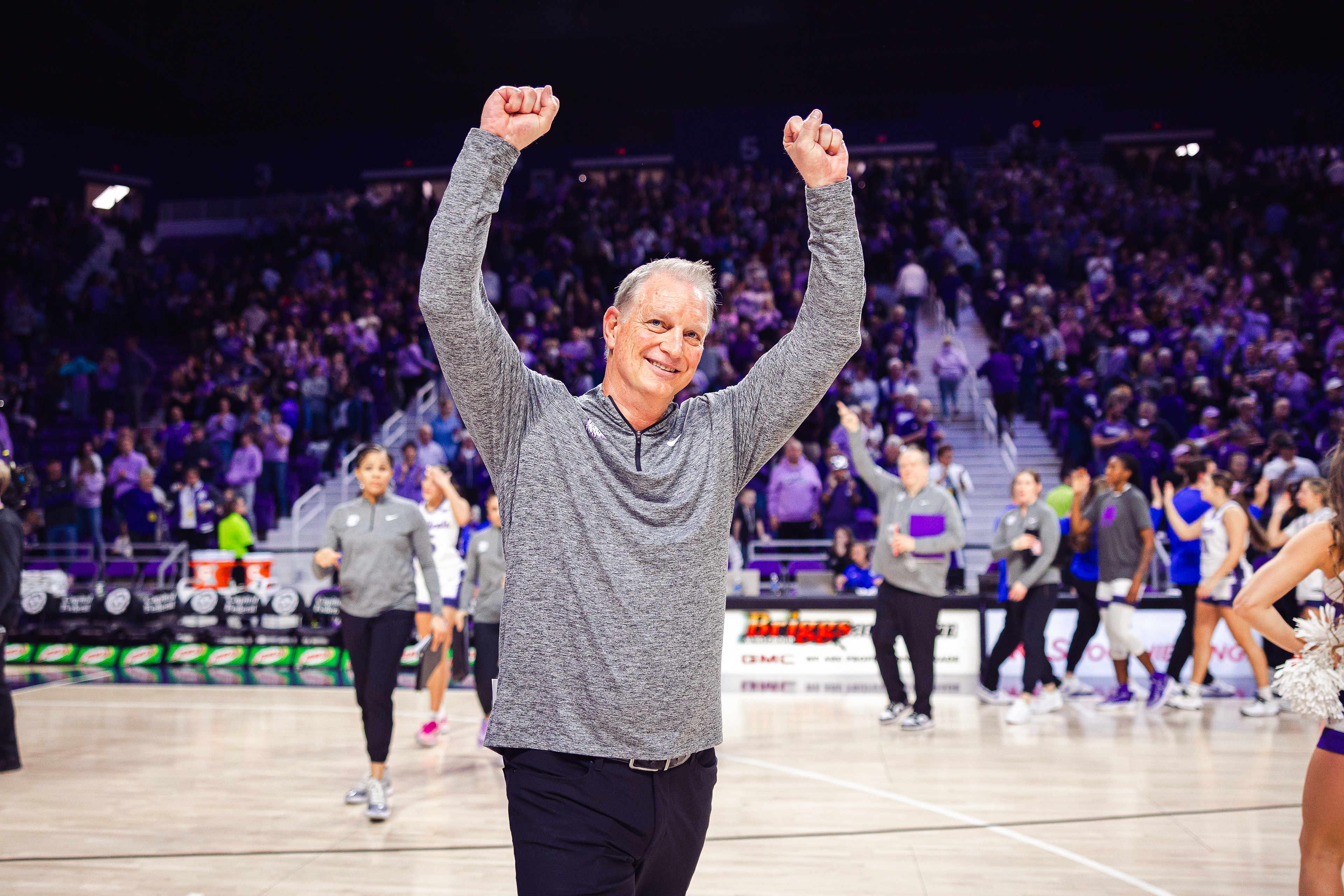 Mittie thanking the fans after a Sunflower Showdown victory