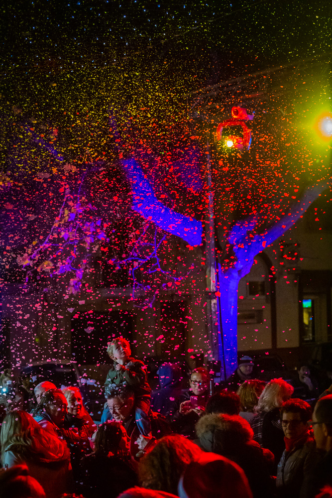 Lumières et confettis