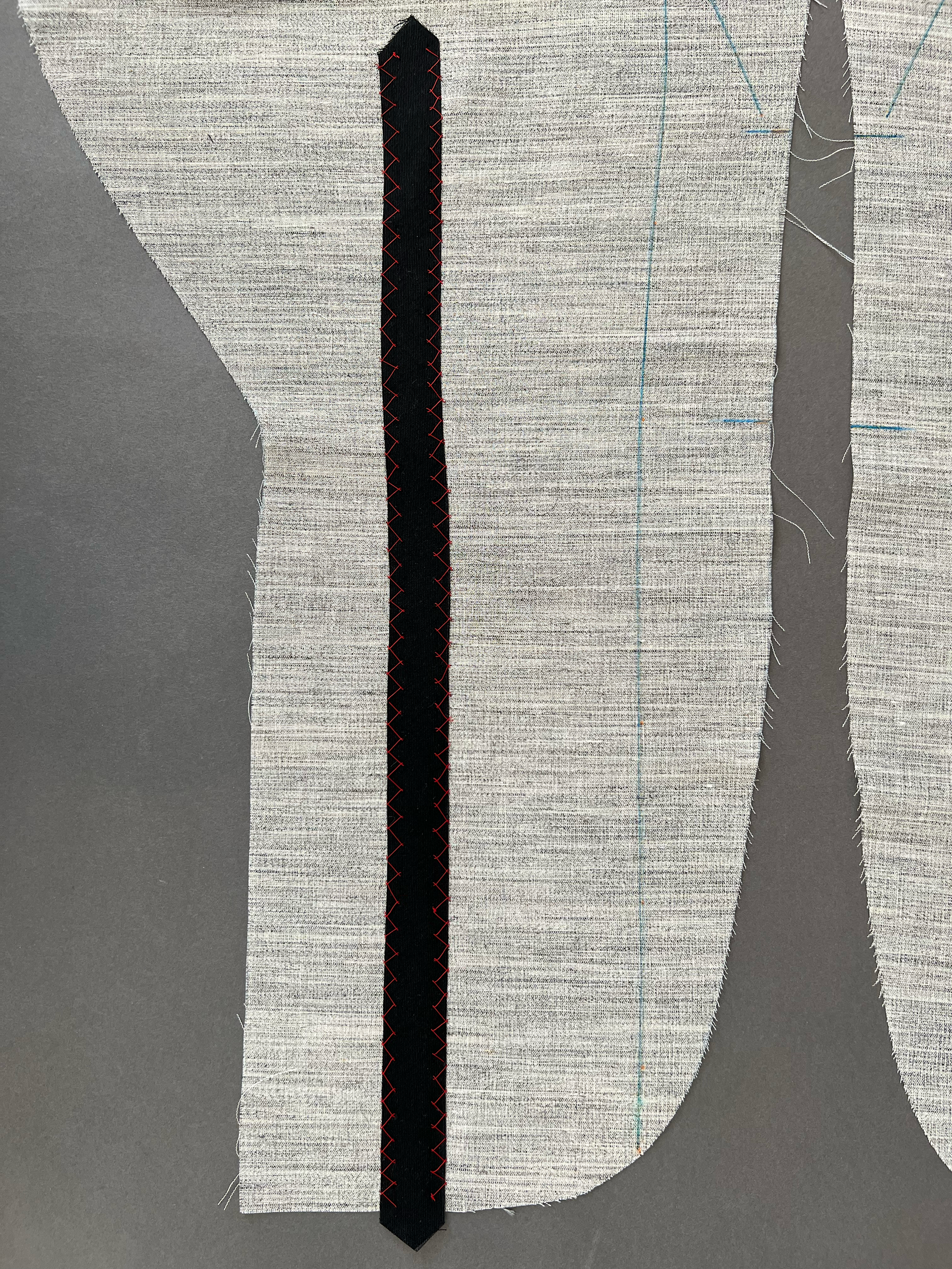Catch stitch used in closing dart in Jacket horsehiar canvas