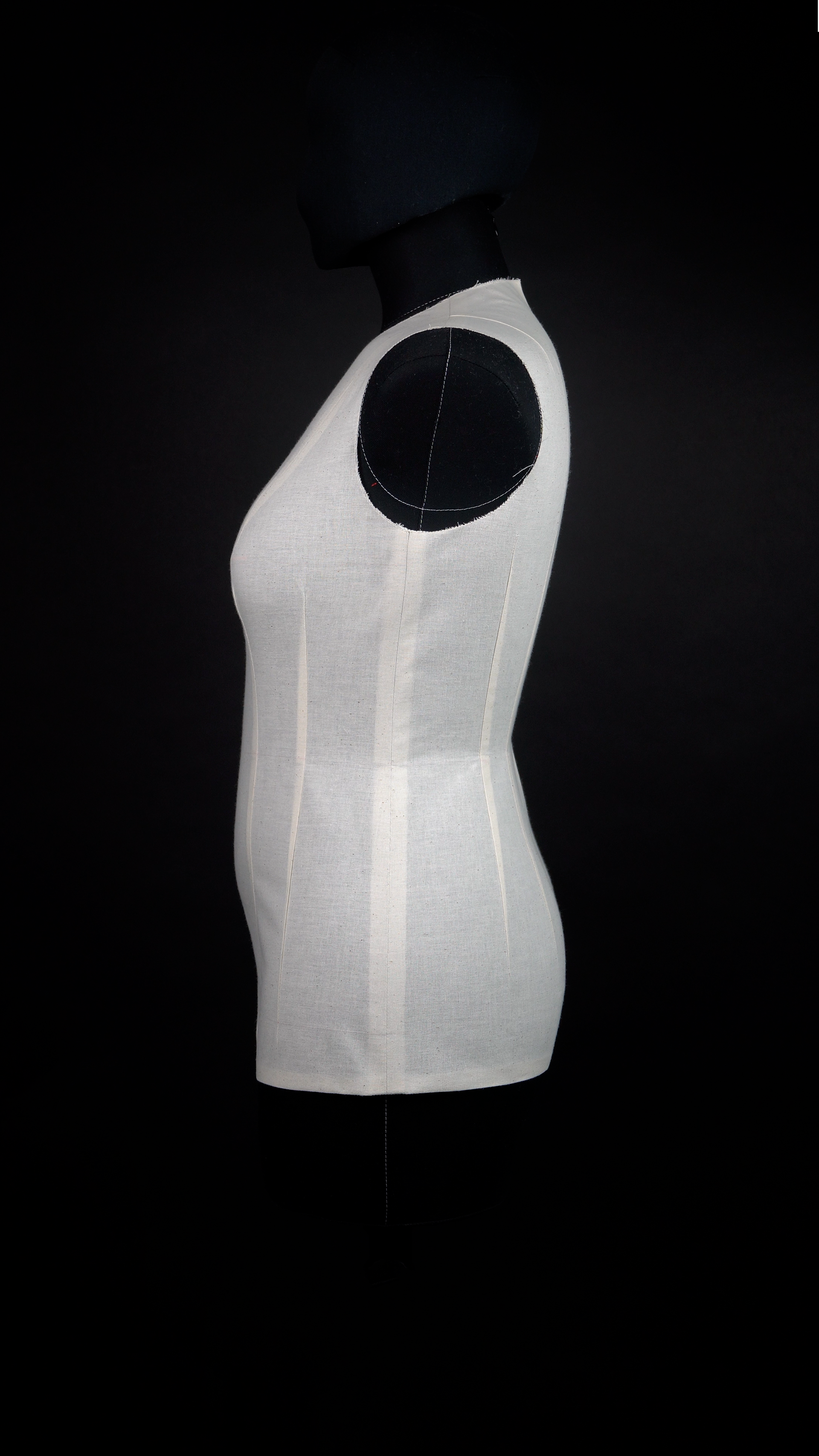 Torso side