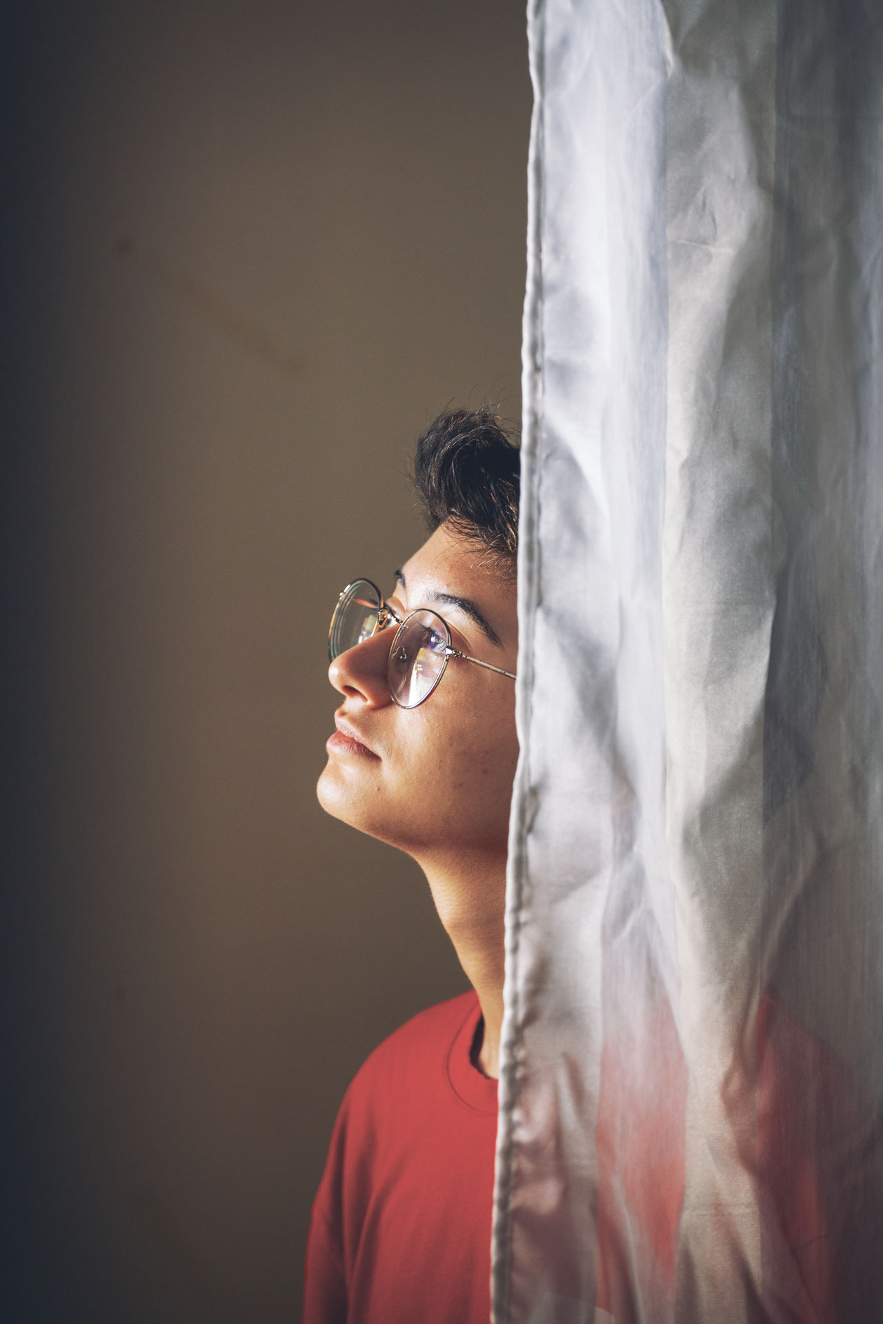 The start of hormone therapy, a year ago, represents a fundamental step in George's journey towards greater psycho-physical well-being. The transition is allowing him to align his body with his gender identity and finally feel more comfortable with himself. His biggest fear is not having the space to express himself freely, of being forced to stifle his own identity to conform to a society that often labels him as "different".