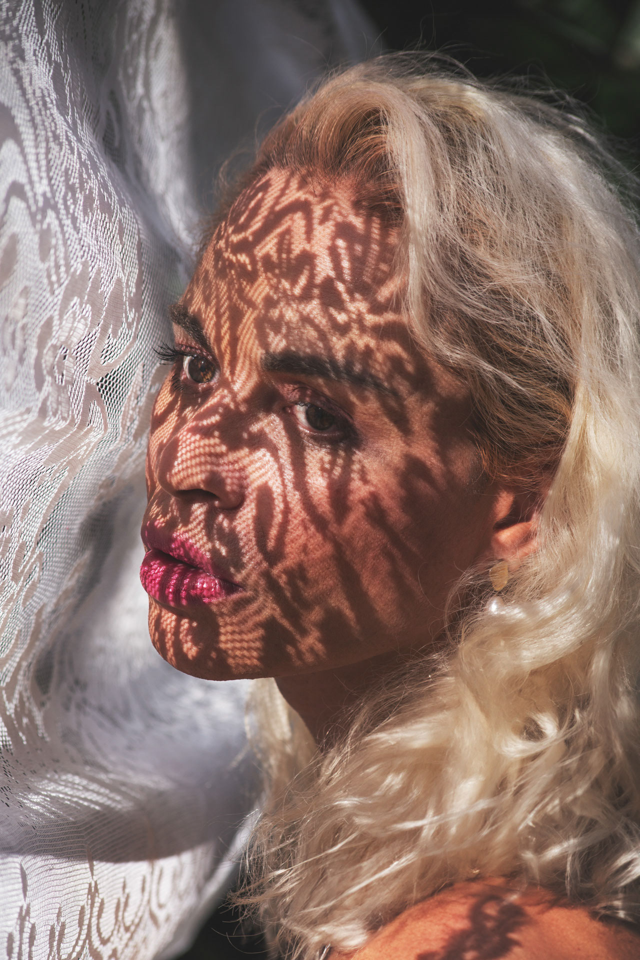Even at the young age of five, Candy confided in her mother that she felt like a girl. This feeling intensified during adolescence, when she yearned for the growth of breasts and a feminine figure. The appearance of her body hair and beard, however, caused her profound distress, to the point of scratching her face in anguish.