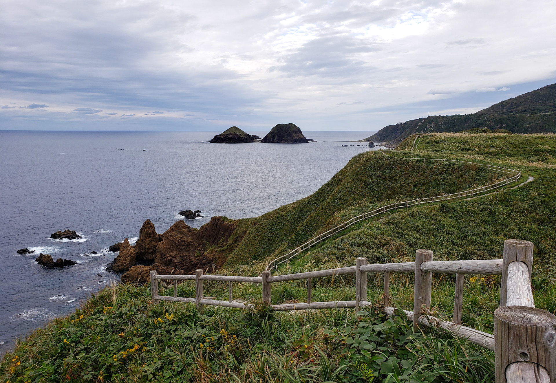 大野亀近くの海岸