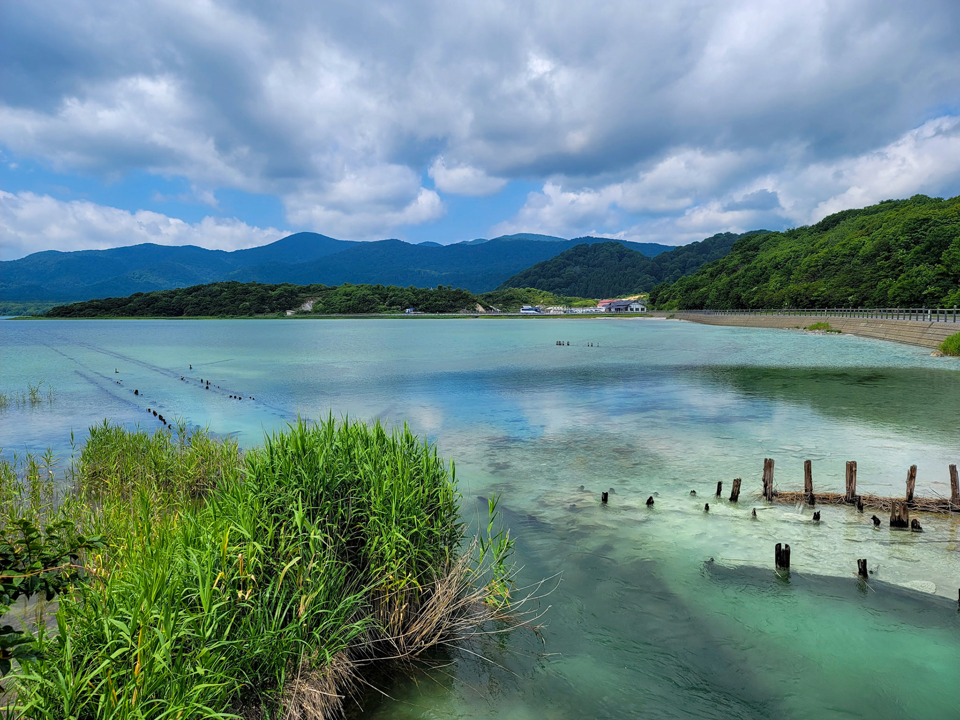 宇曽利山湖