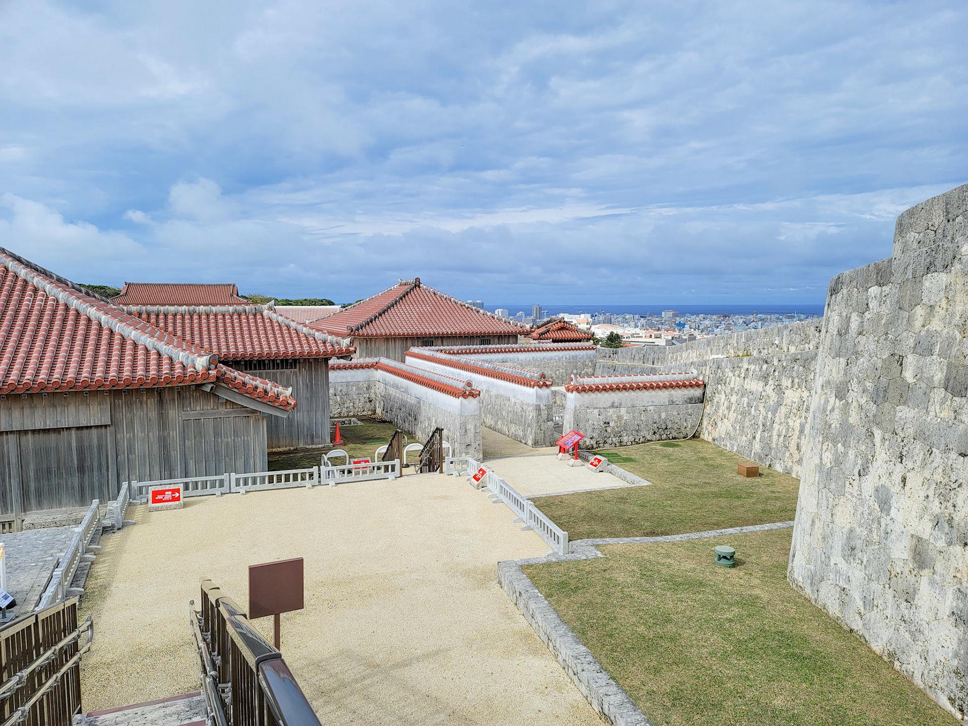 首里城