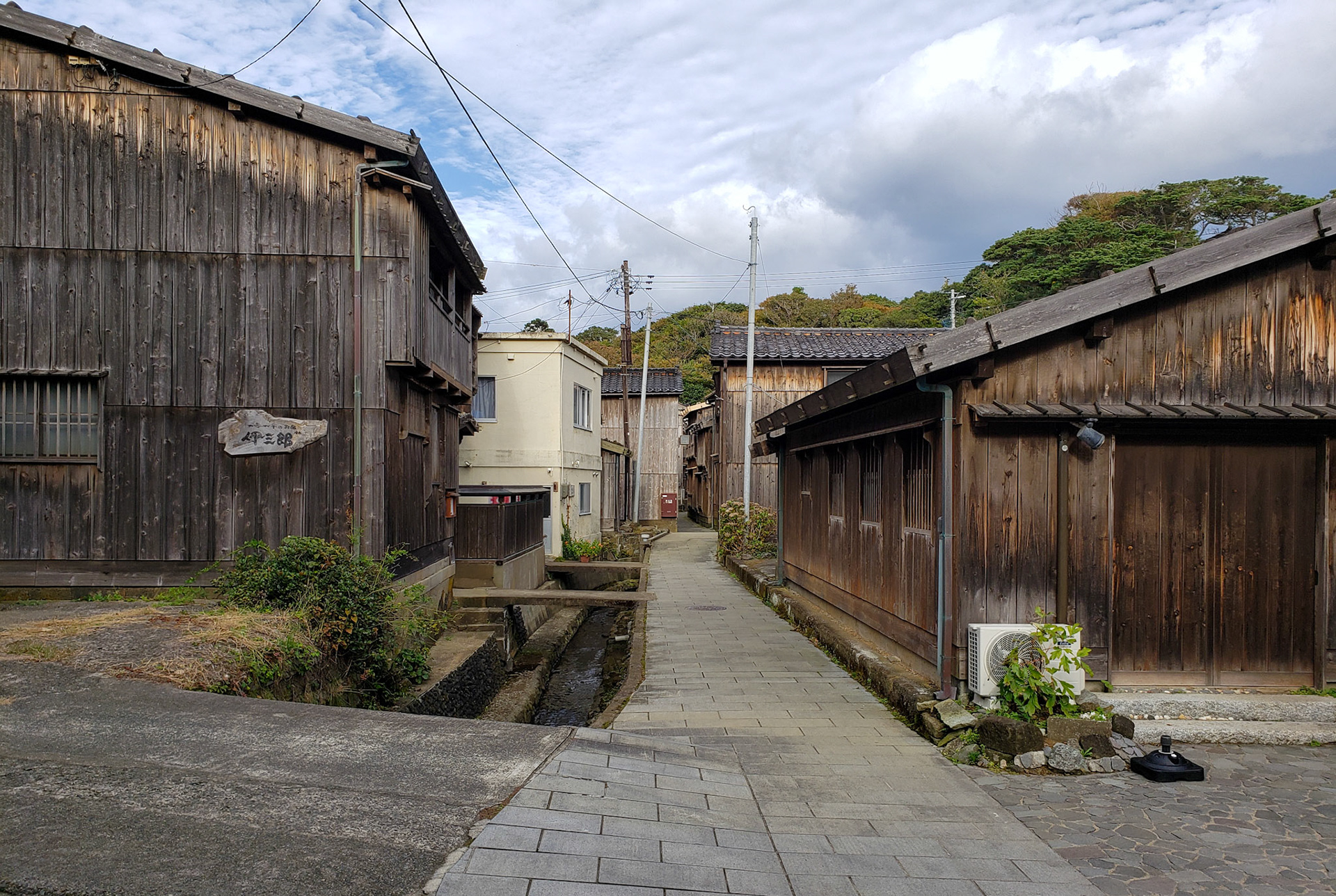 宿根木