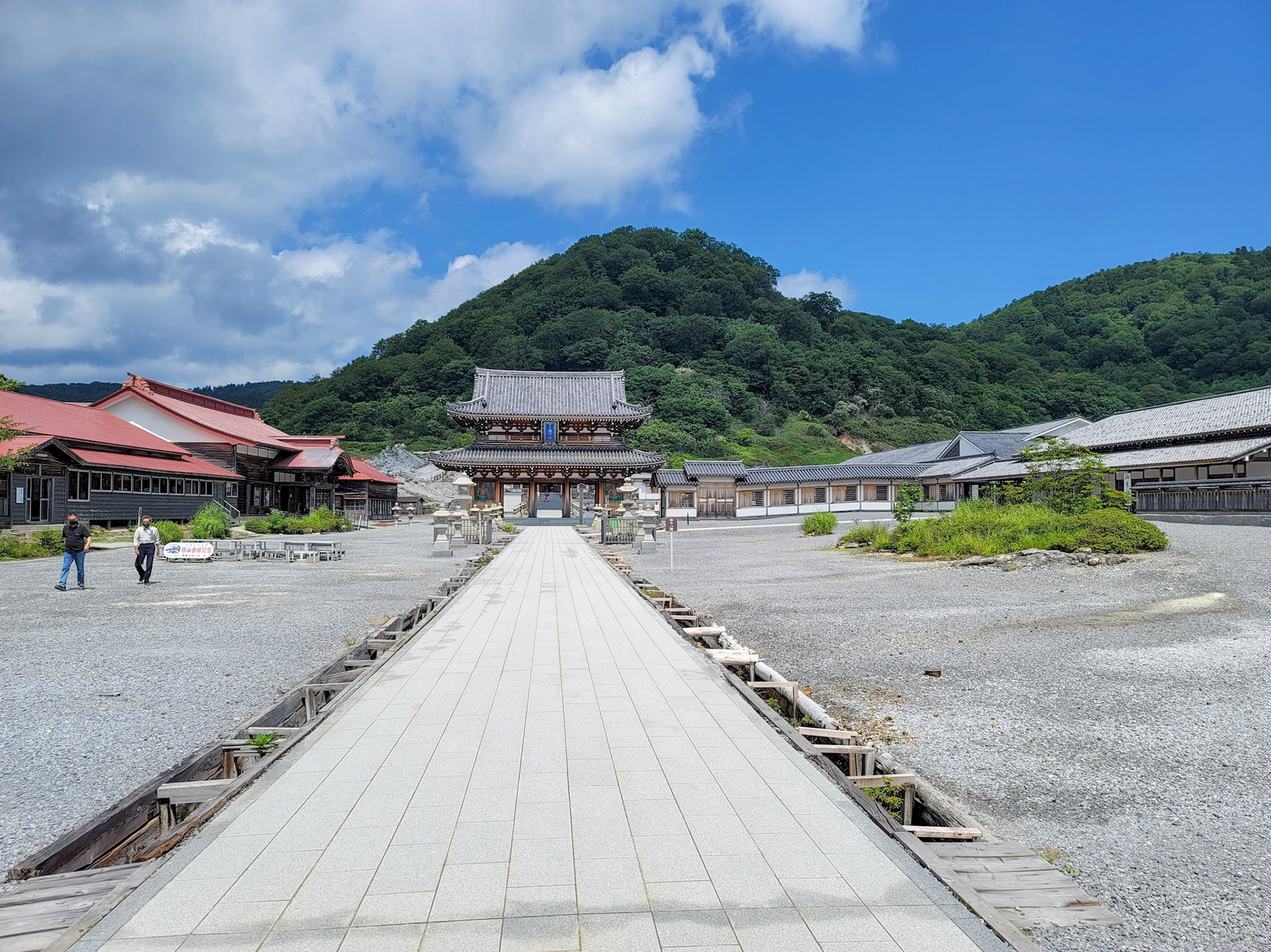 恐山菩提寺本坊 曹洞宗 円通寺 参道