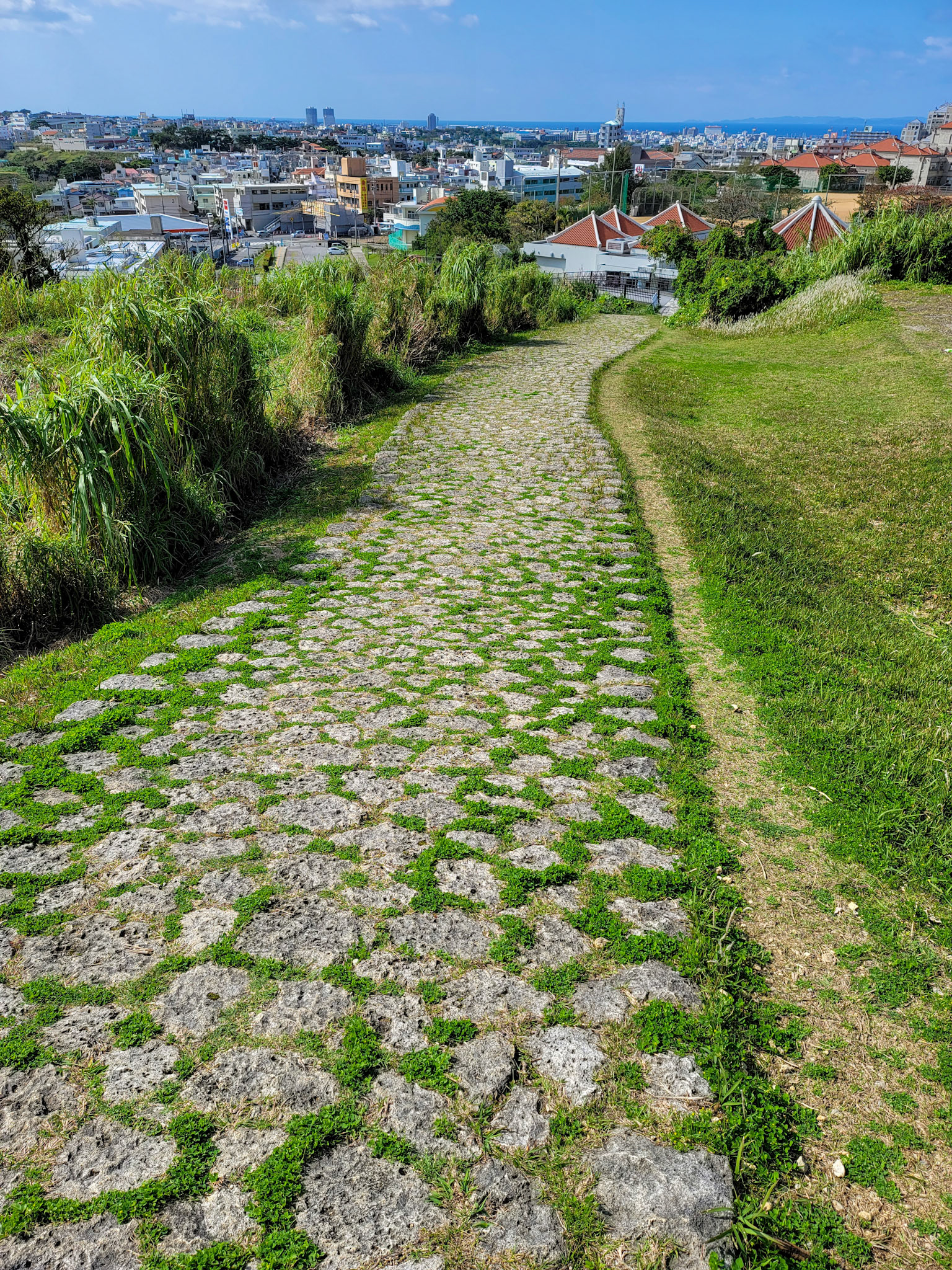 浦添城址の石畳道