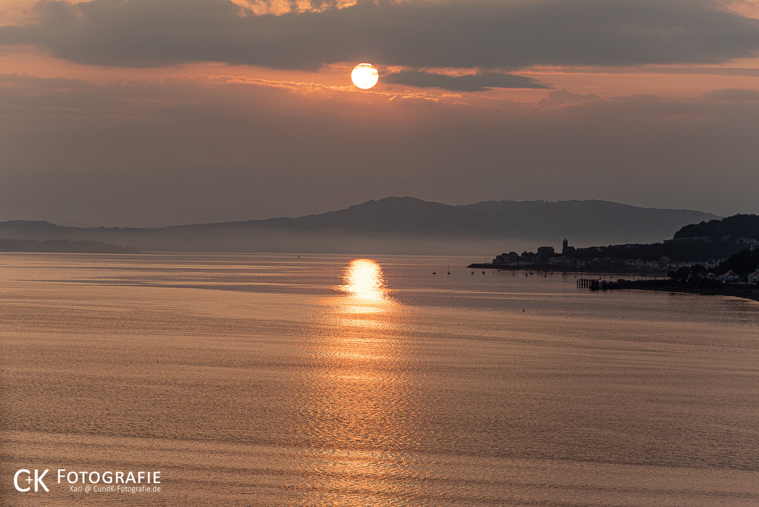 Sonnenaufgang im First of Clyde bei Greenock