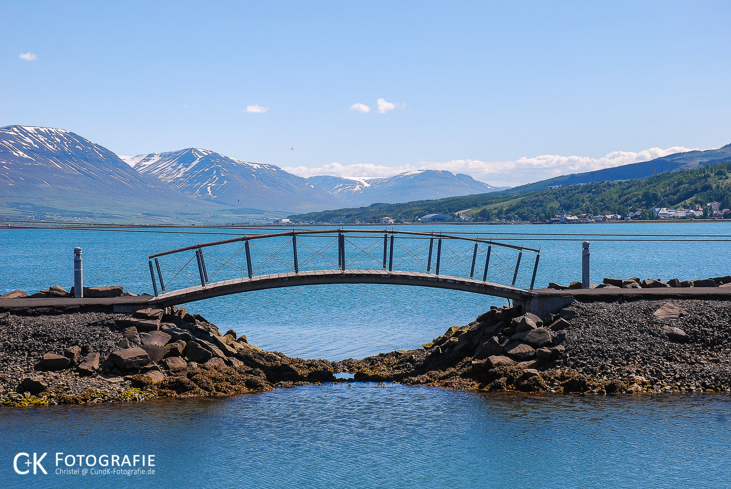 Kleine Brücke in Akureyri