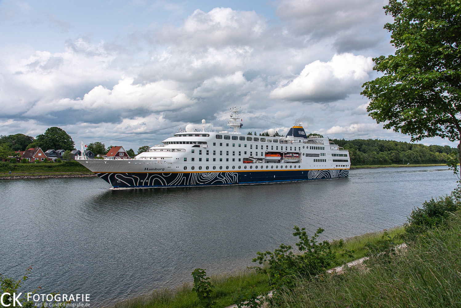 MS Hamburg bei Sehestedt