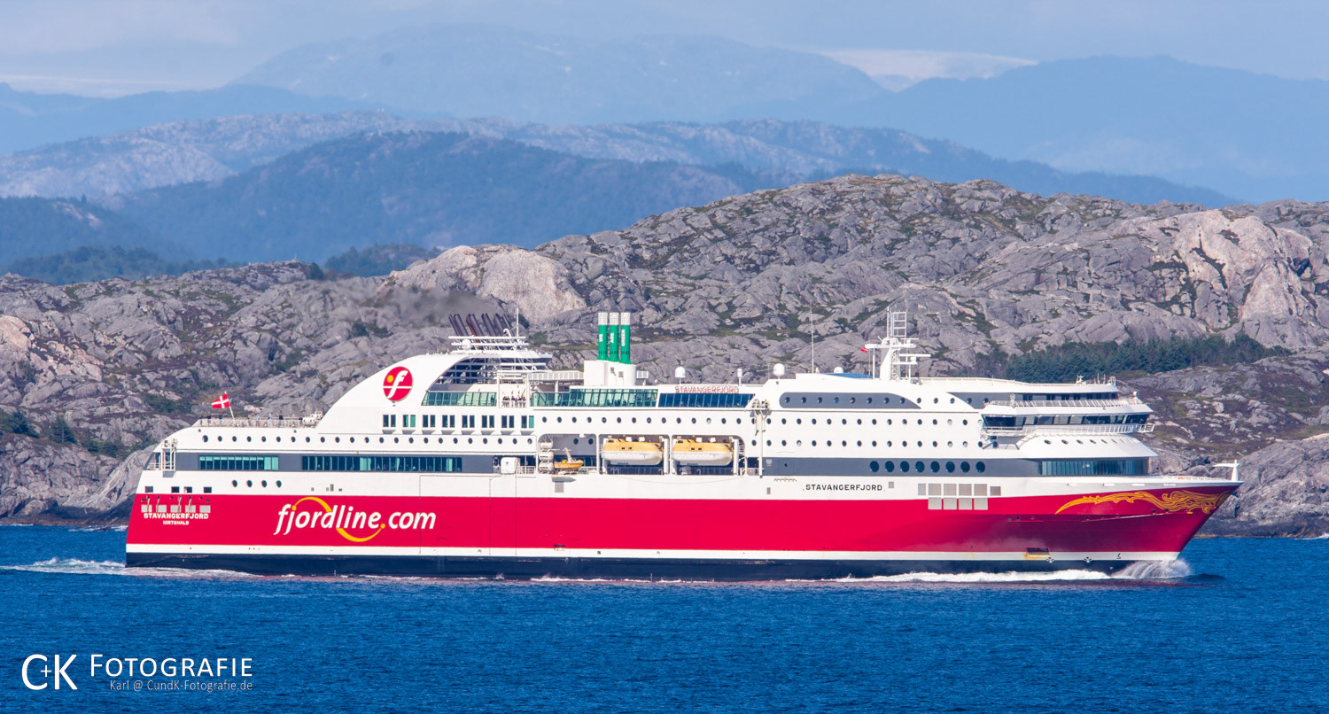 Gasbetriebene Fähre Stavangerfjord an der Norwegischen Küste vor Haugesund