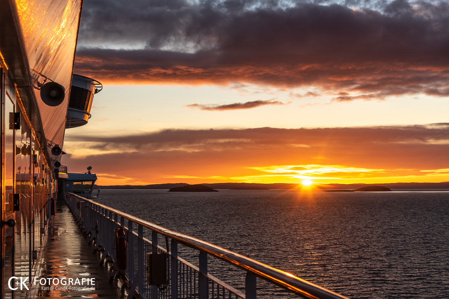 Sonnenuntergang am Oslo Fjord