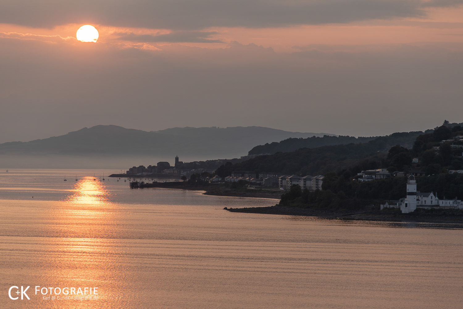 Sonnenaufgang im First of Clyde bei Greenock