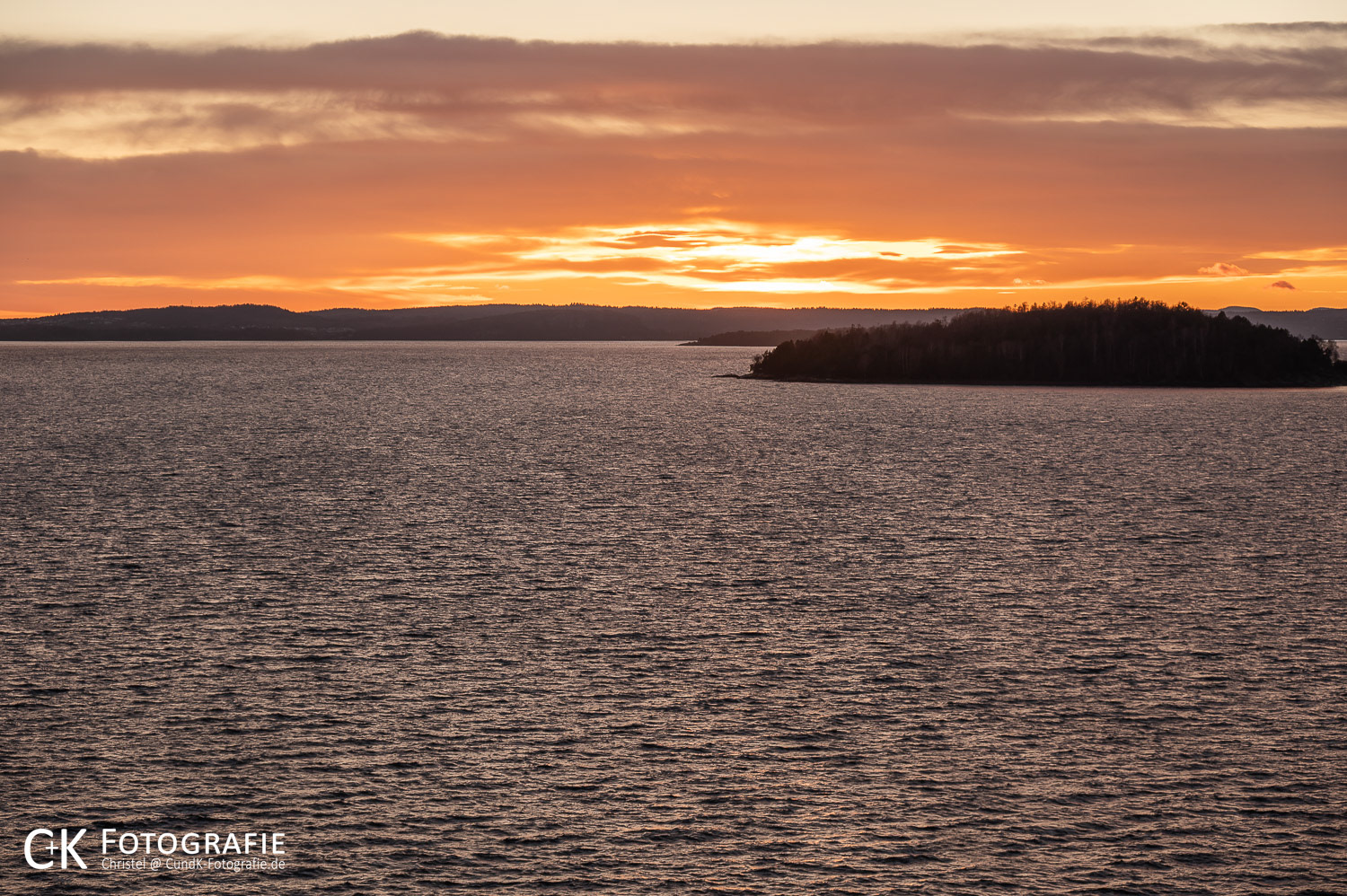 Sonnenuntergang am Oslo Fjord