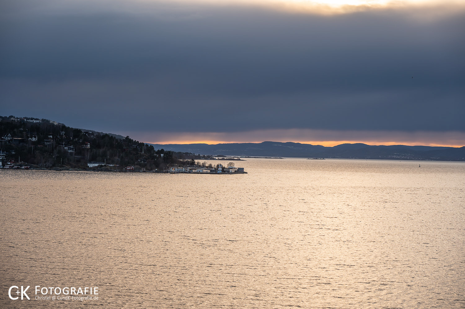 Unwetterstimmung am Oslo Fjord
