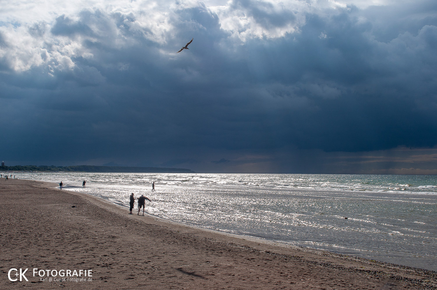Gewitterfront an der Ostsee bei Warnemünde