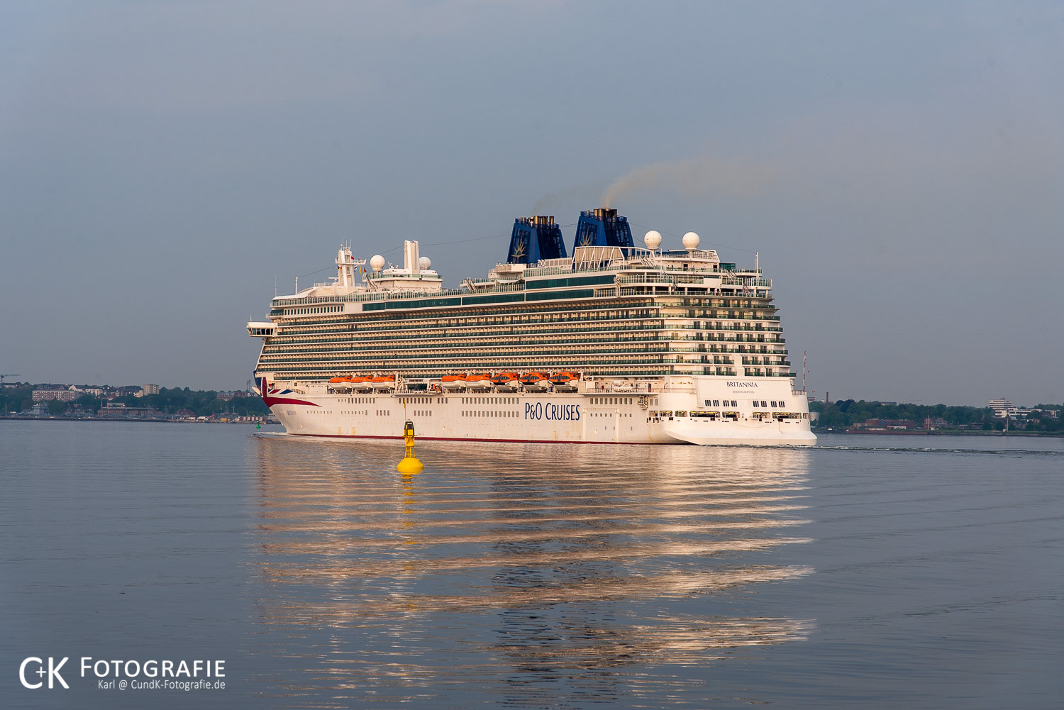 Britannia auf der Kieler Förde