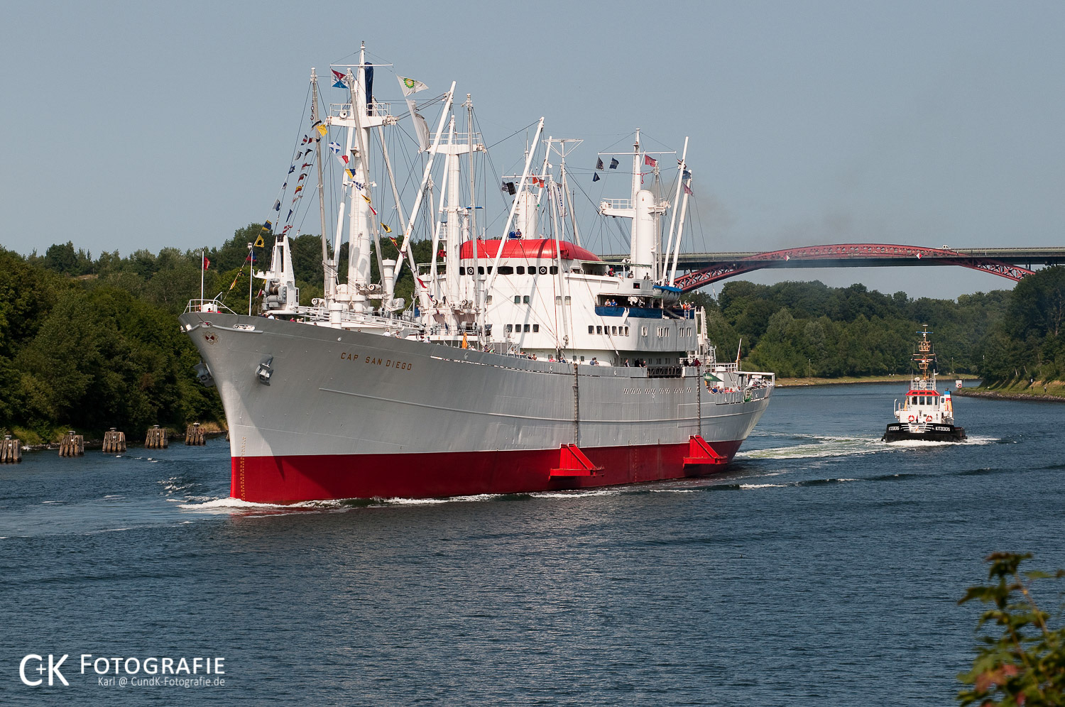 Cap San Diego im Nord Ostsee Kanal bei Schwartenbek