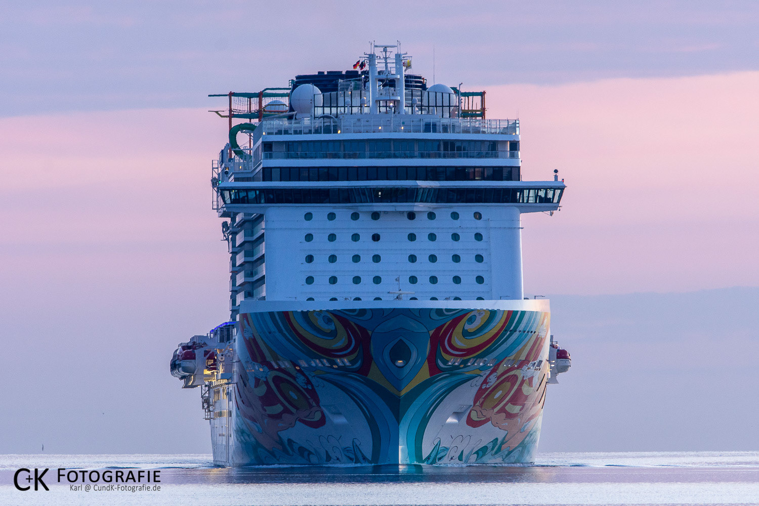 Norwegian Getaway Einlaufend Kiel