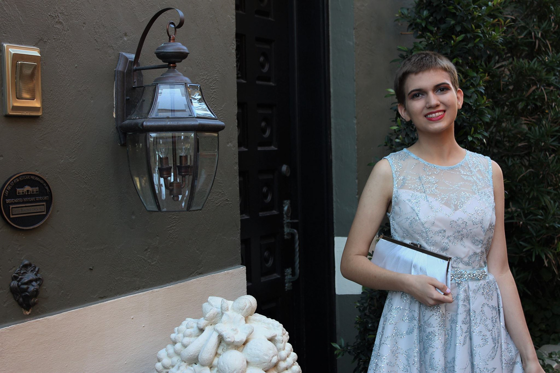 Senior prom photo