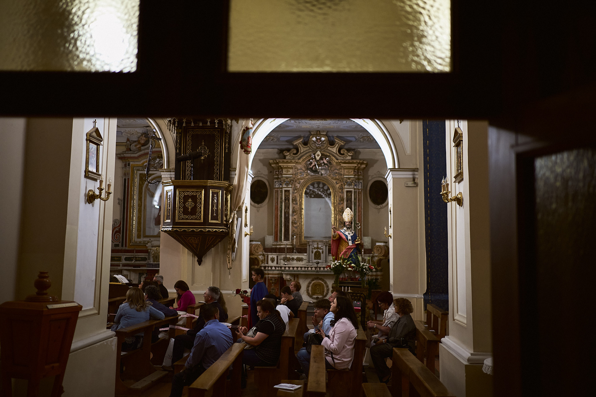 Le Litanie Lauretane sono una supplica in forma di litania che nella Chiesa cattolica latina vengono rivolte a Dio e alla Vergine Maria. Queste litanie sono così chiamate perché diventate famose per l'uso che se ne fa nella Santa Casa di Loreto a partire dalla prima metà del secolo XVI