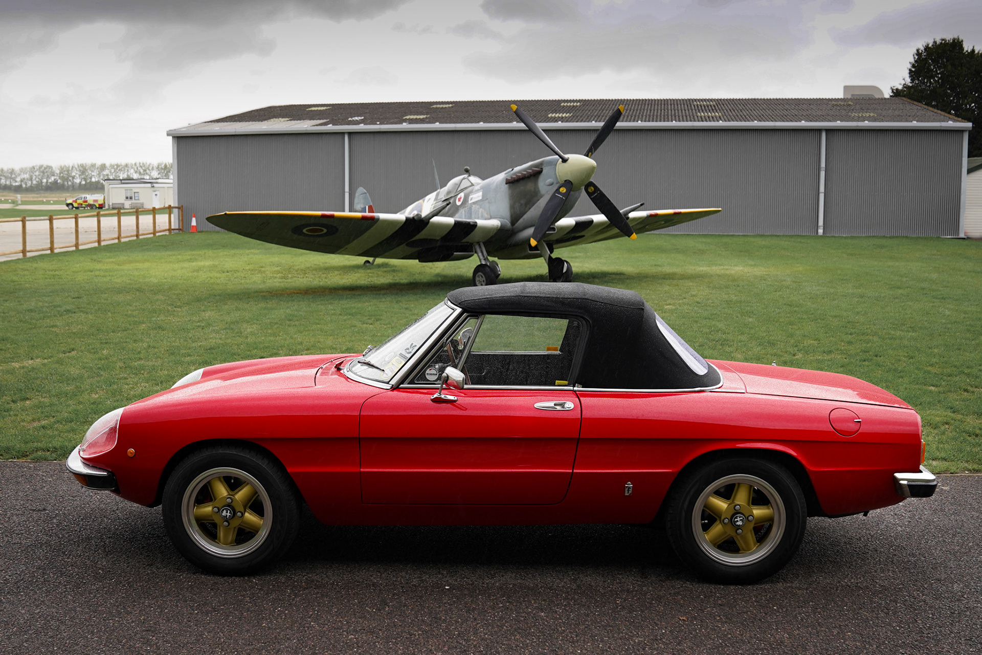 Spitfire and Spider at Goodwood.
