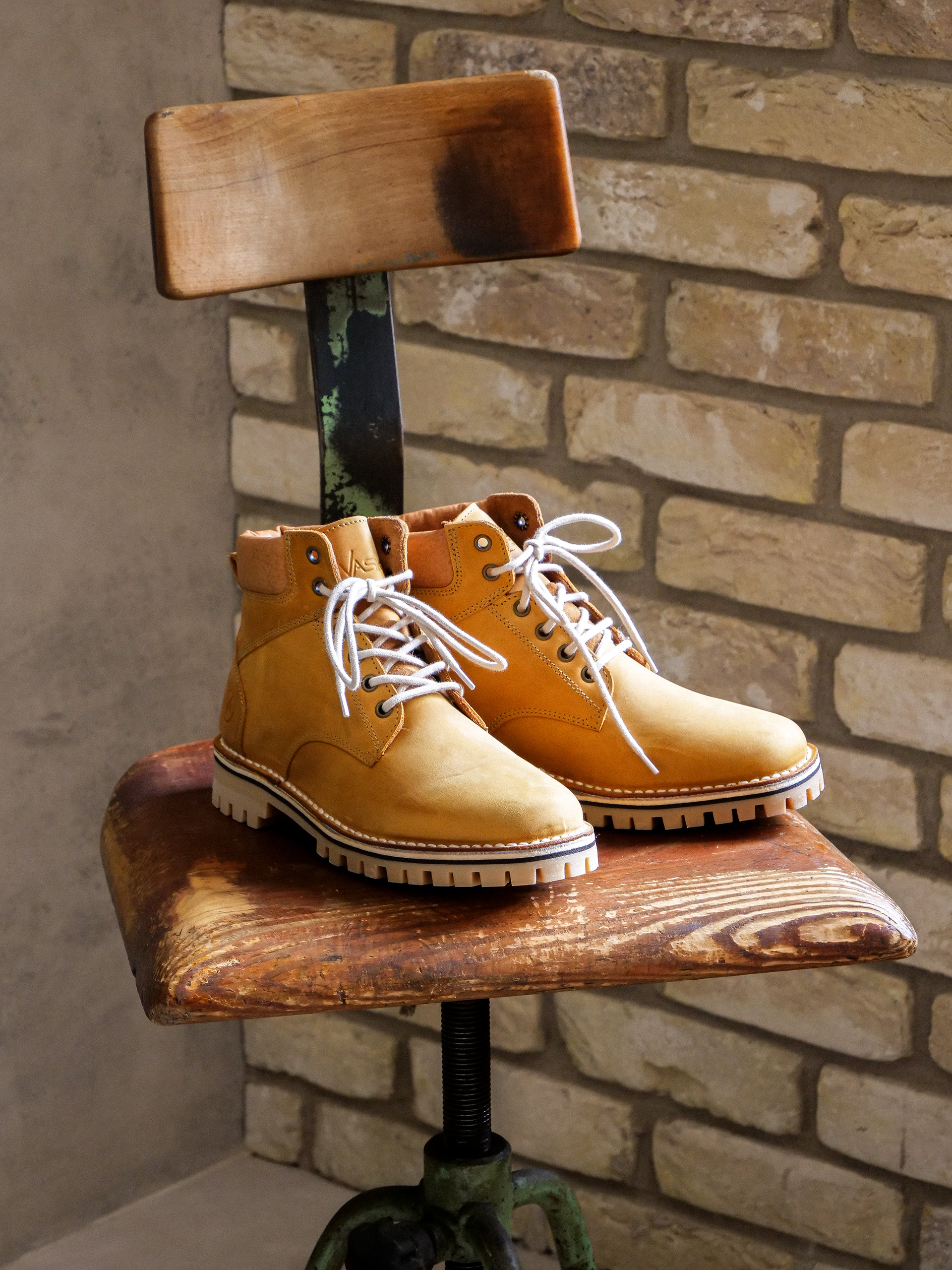 VASKY BOOTS