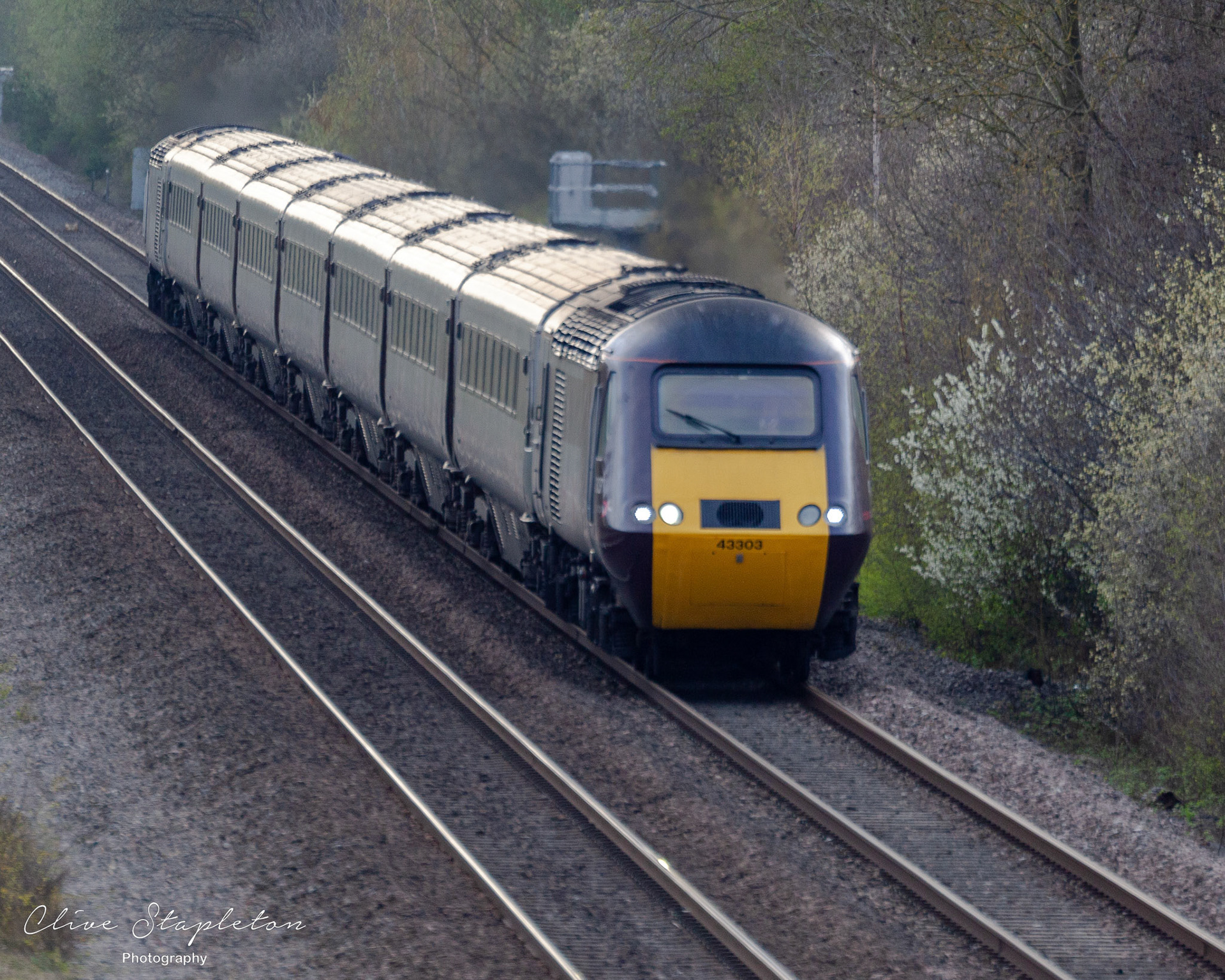 Willington, Derby, UK, April,1,2021:HST Class 43 No 43303 + 43366 on the 1S5364 Cross Country Trains Bristol Temple Meads to Edinburgh at North Stafford Junction Willington, Derbyshire