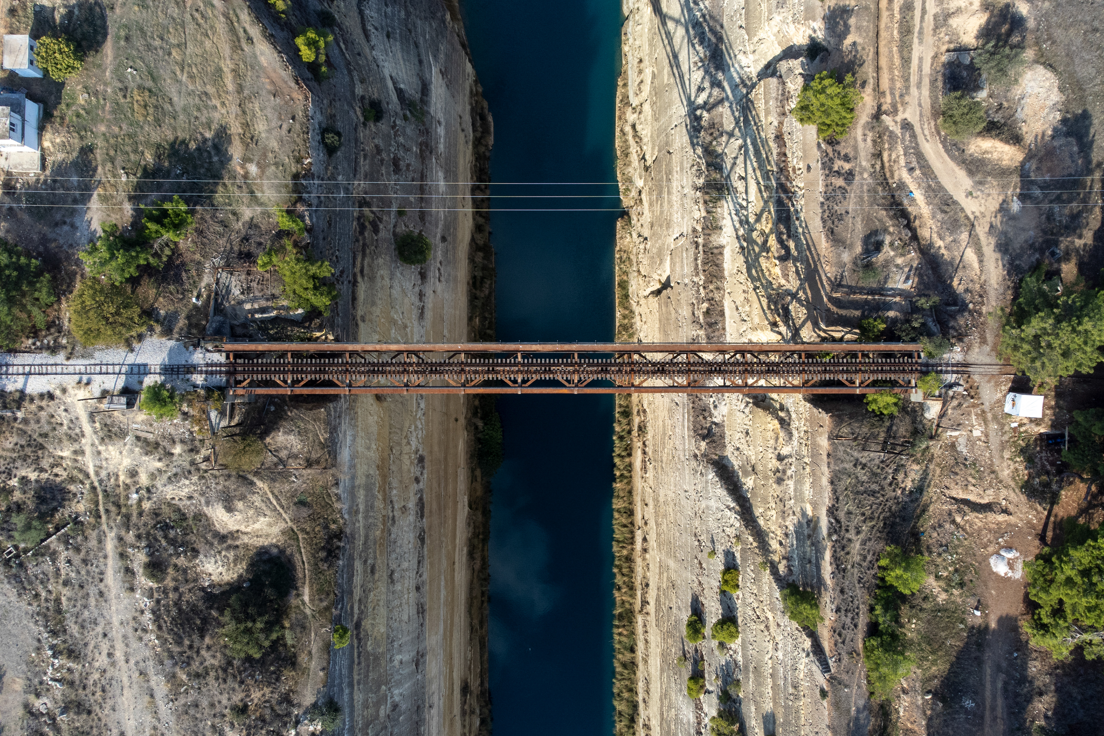 Die Eisenbahnbrücke von Oben