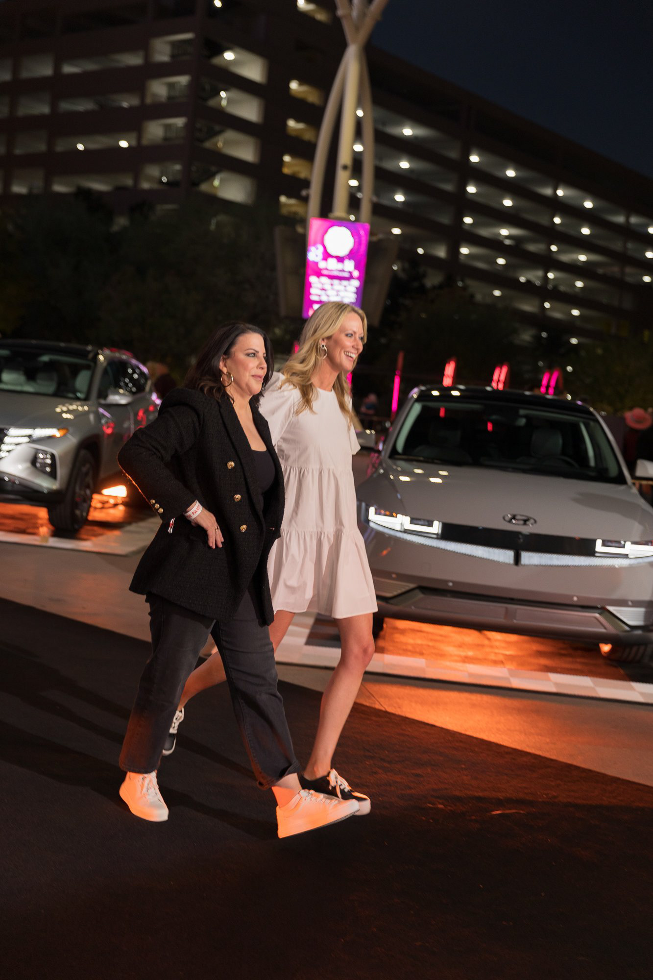 Fan engagement on the Hyundai 'Journey to the Stage' catwalk. Documenting the interactive 'runway' experience where festival attendees became part of the brand’s media narrative.