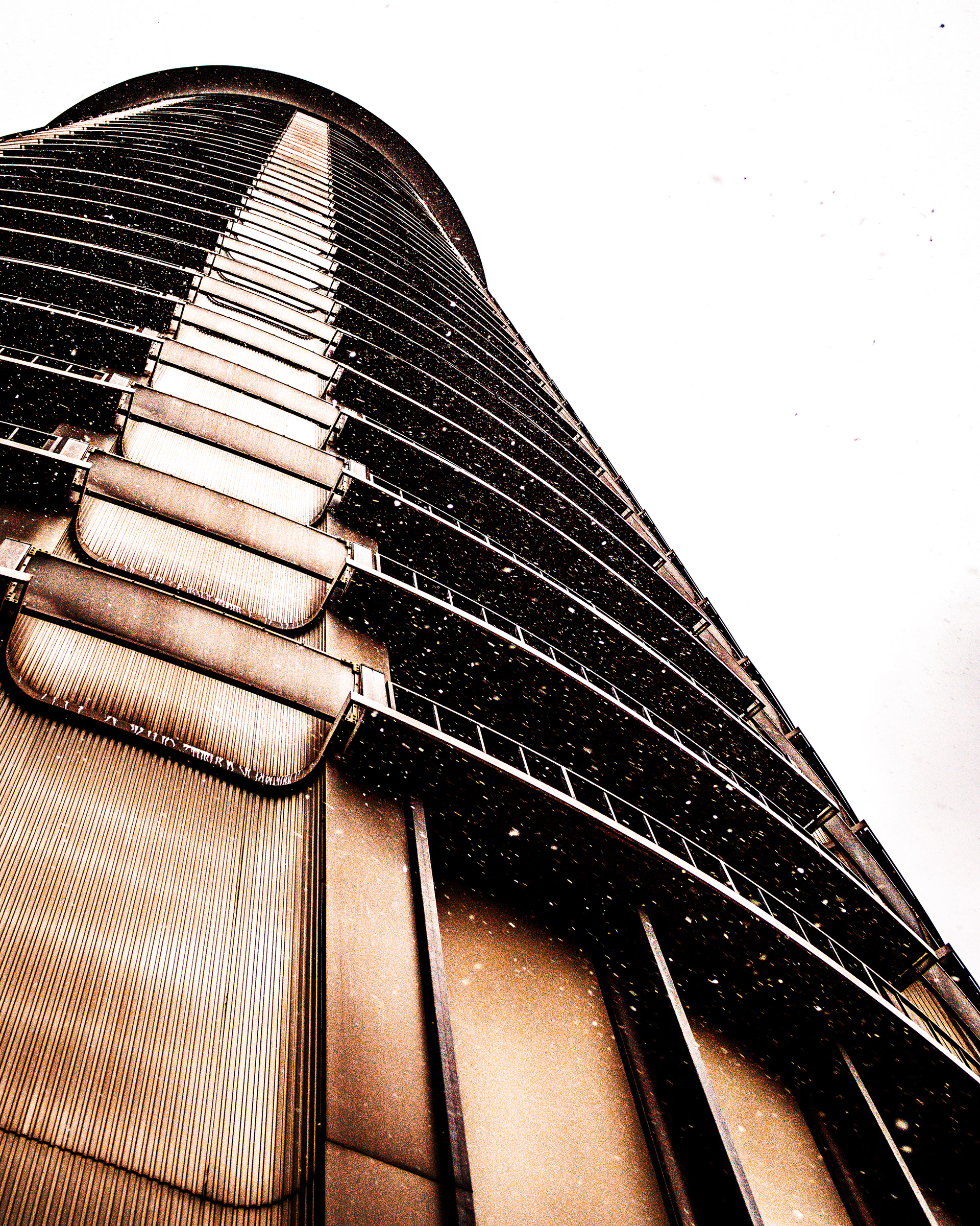 January 31, 2025 - The Westin Seattle taken from street level in the winter snow. Photo: Savannah Lee Rowley