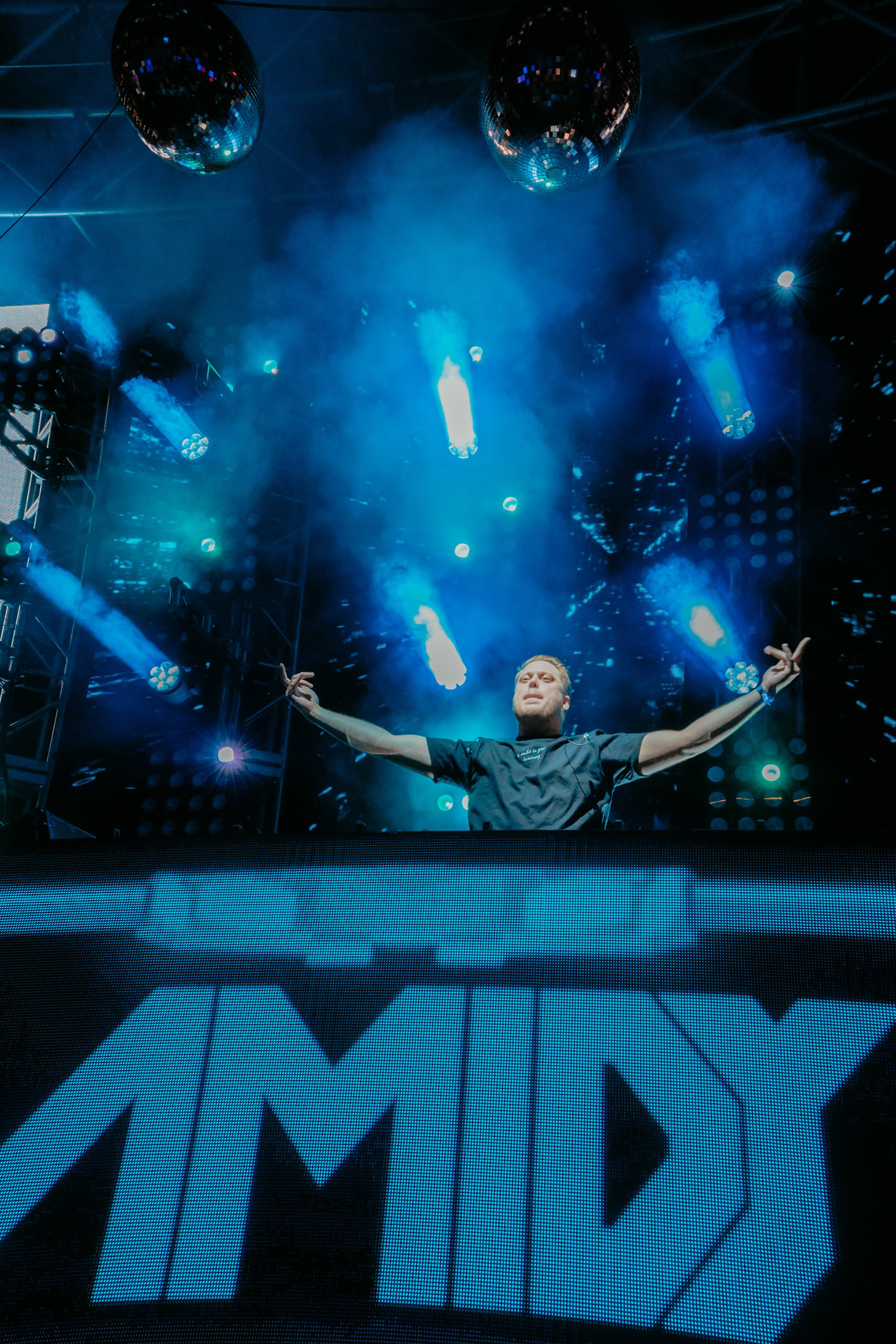 September 2022 - Mainstage presence. Documenting Amidy’s performance during a peak moment at the Downtown Las Vegas Event Center.
