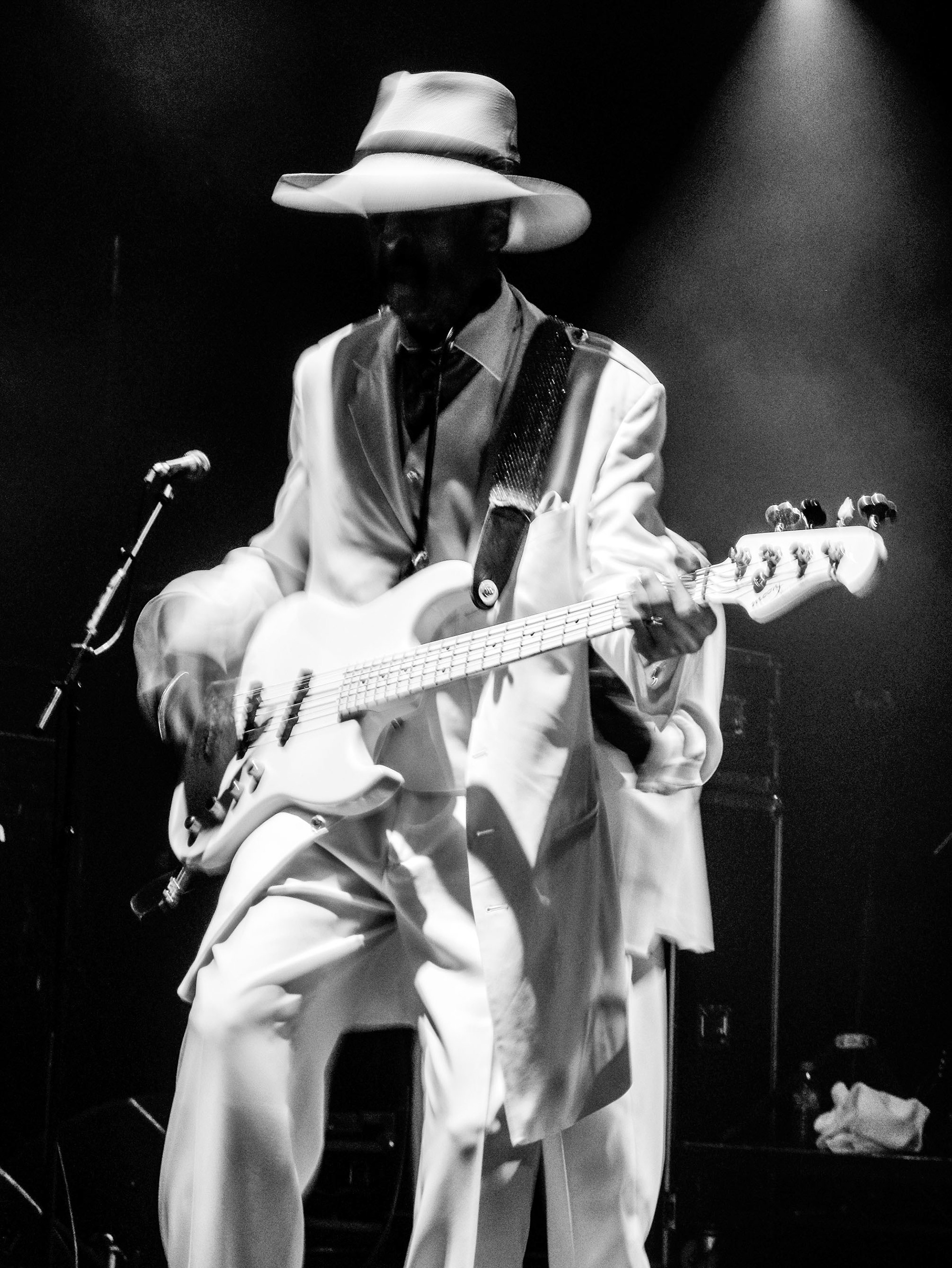 LARRY GRAHAM
