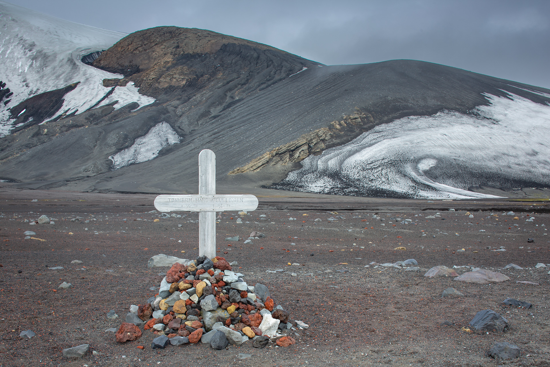 Hans Albert Gulliksen - Carpenter 