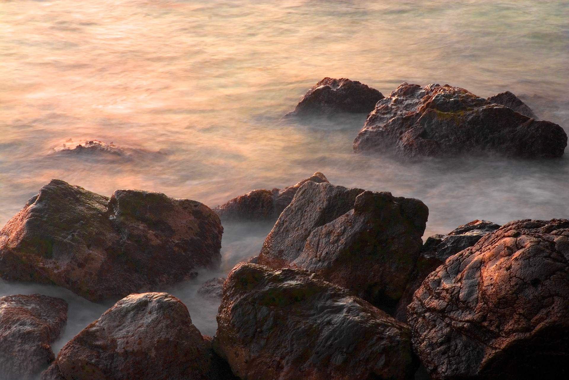 Sea Whispers between Rocks 