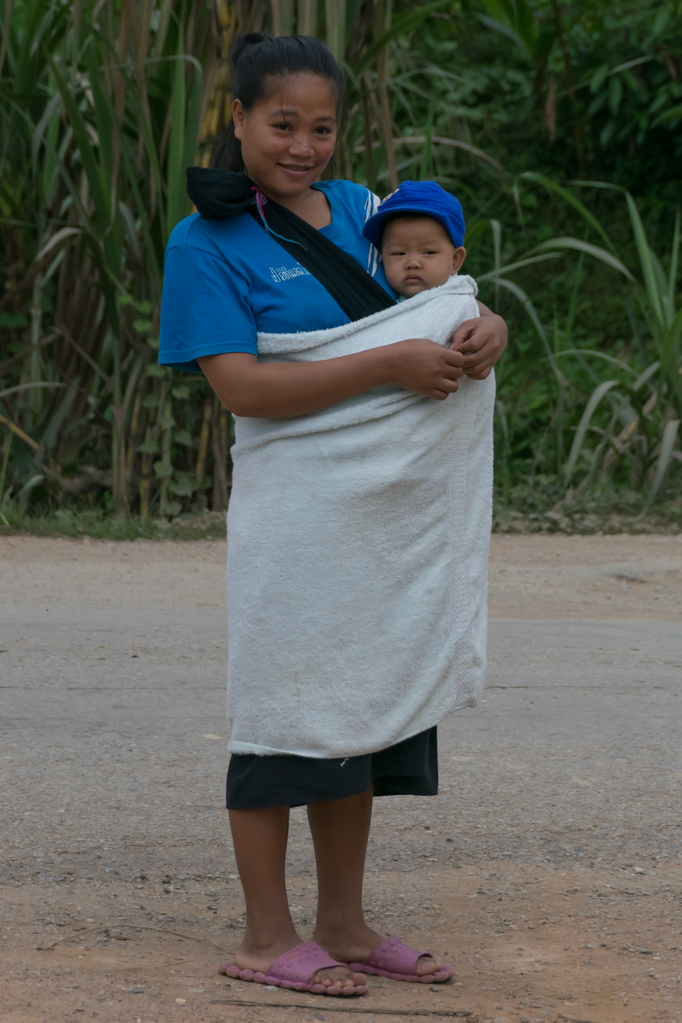 Mother and child, Nong Khiaw, Laos