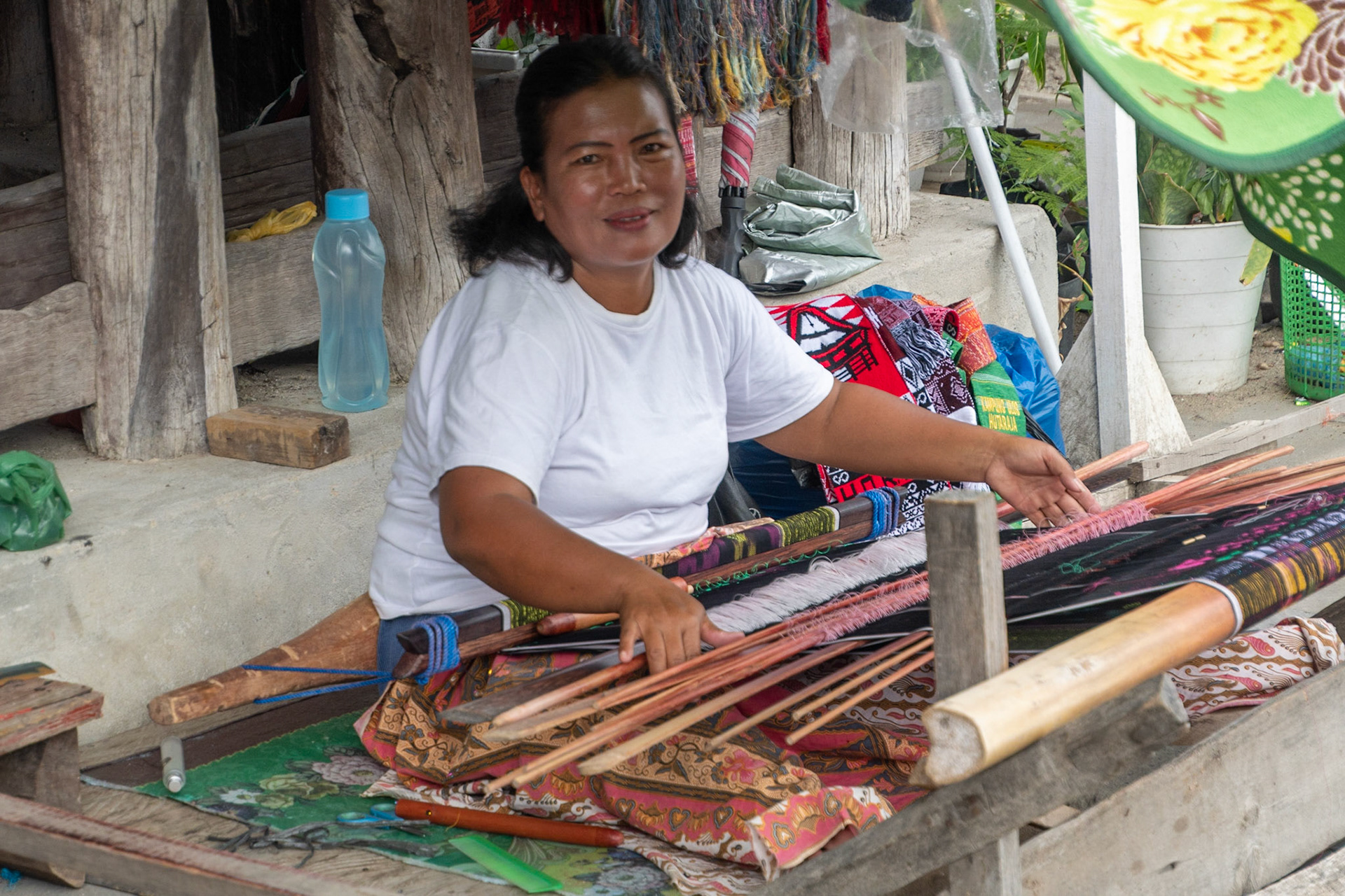 Lady weaving, Huta Raja, Samosir Island, Indonesia