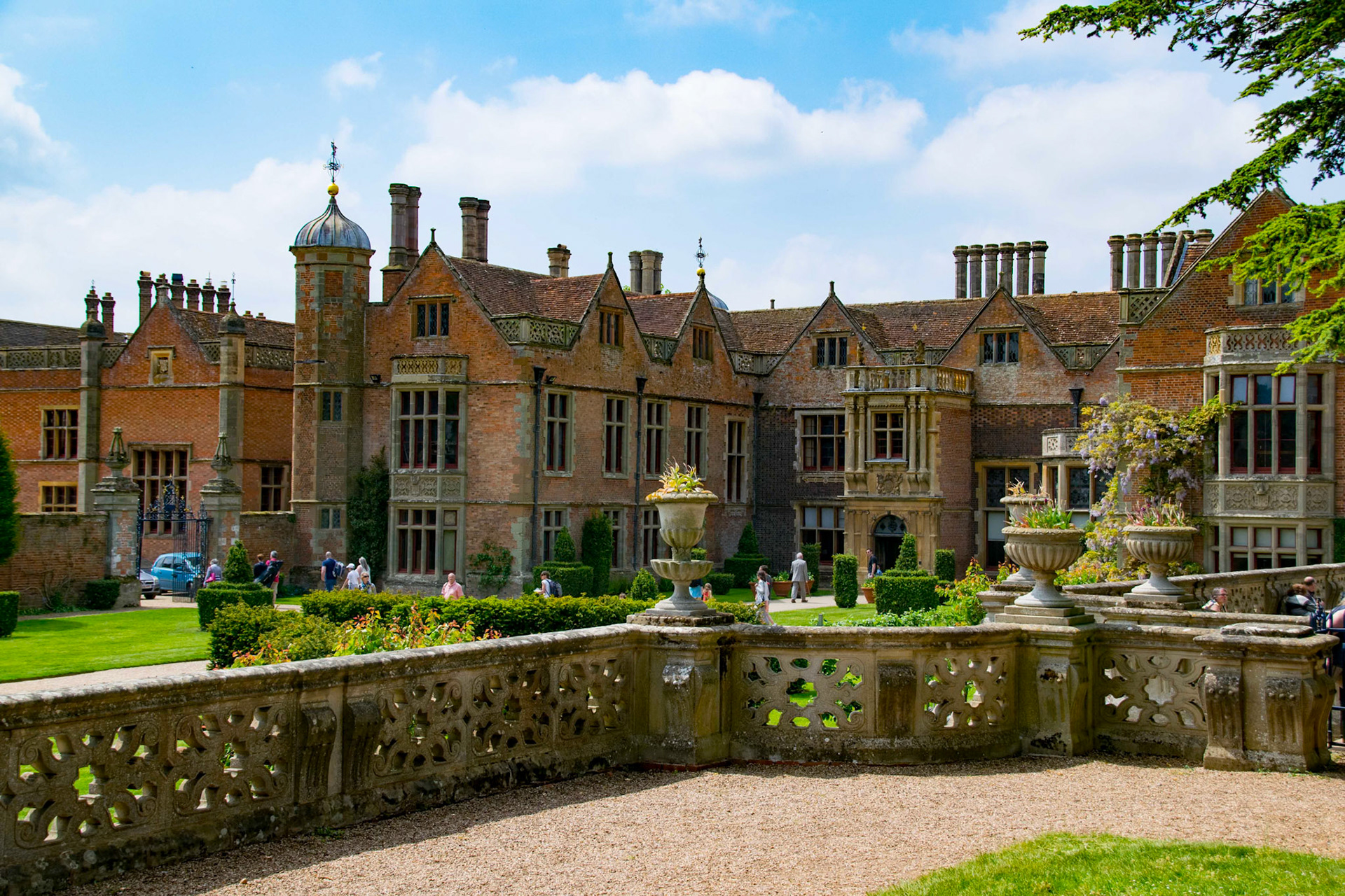 Charlecote Park (16th Century CE), Hampton Lucy