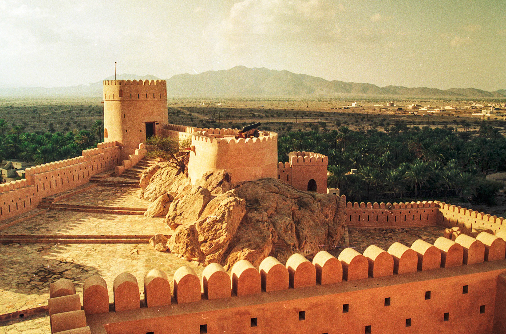 Nakhal Fort (pre 7th C, refurbished 17th C)