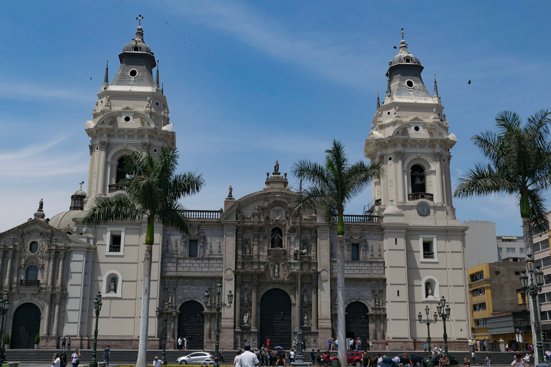Cathedral, Lima