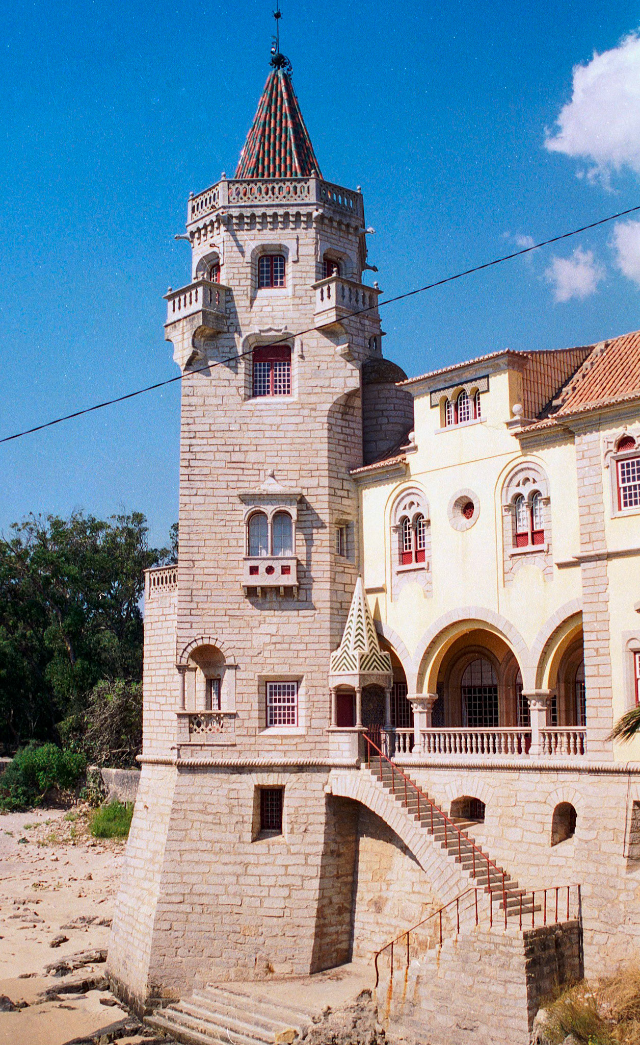 Condes de Castro Guimaraes Palace, Cascais