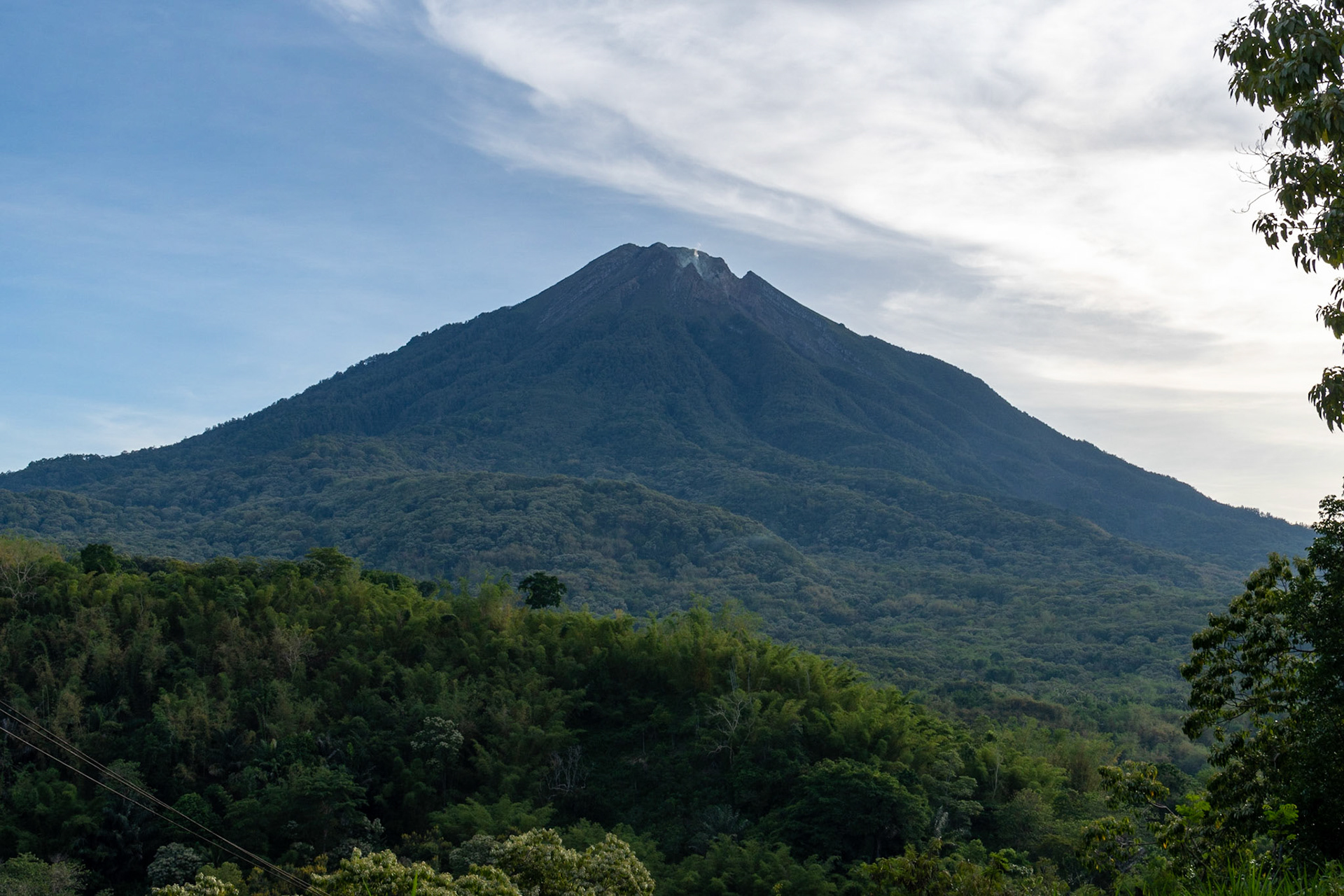 Ebulobo volcano, en route to Bajawa