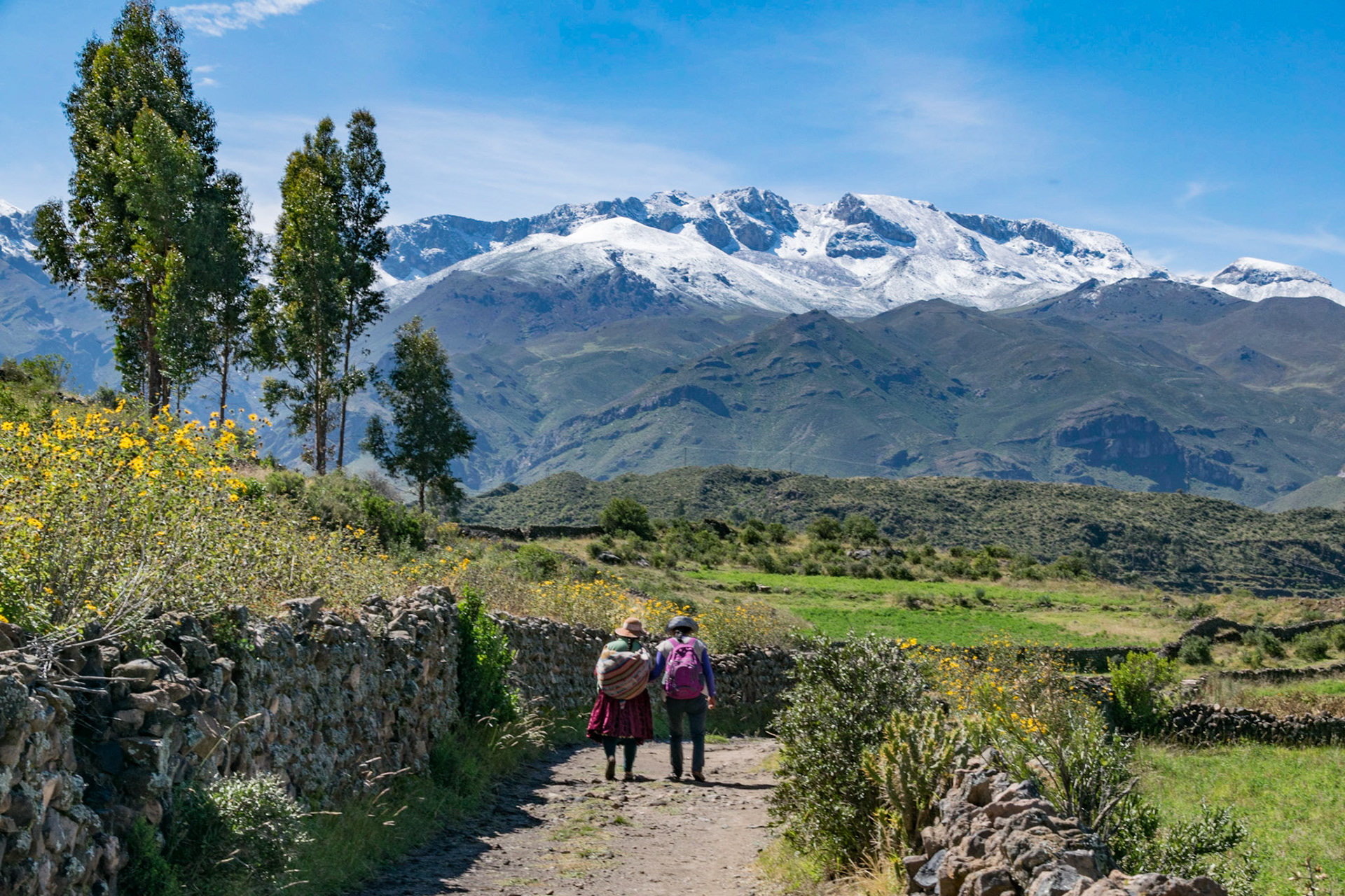 Villagers walking to fields, Corporaque